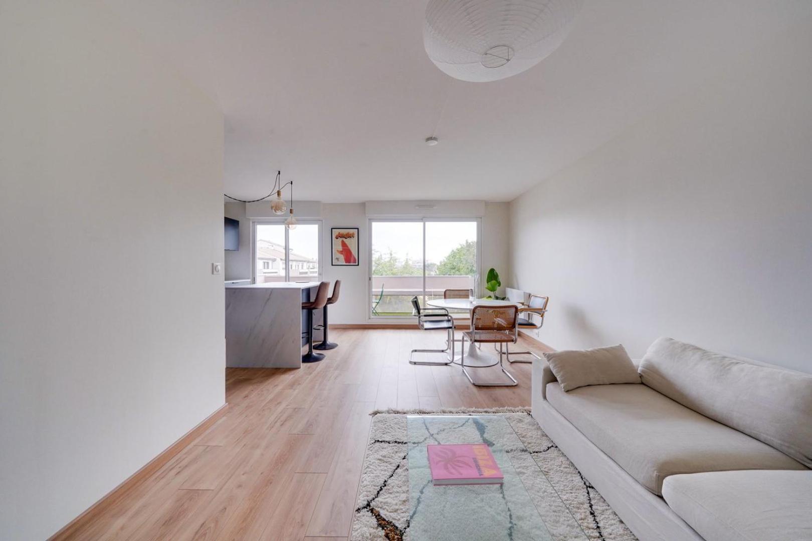 Nice Apartment With Balcony St Genes And Parking Bordeaux Exteriér fotografie